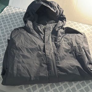 Boys Columbia  lightweight hooded coat size medium